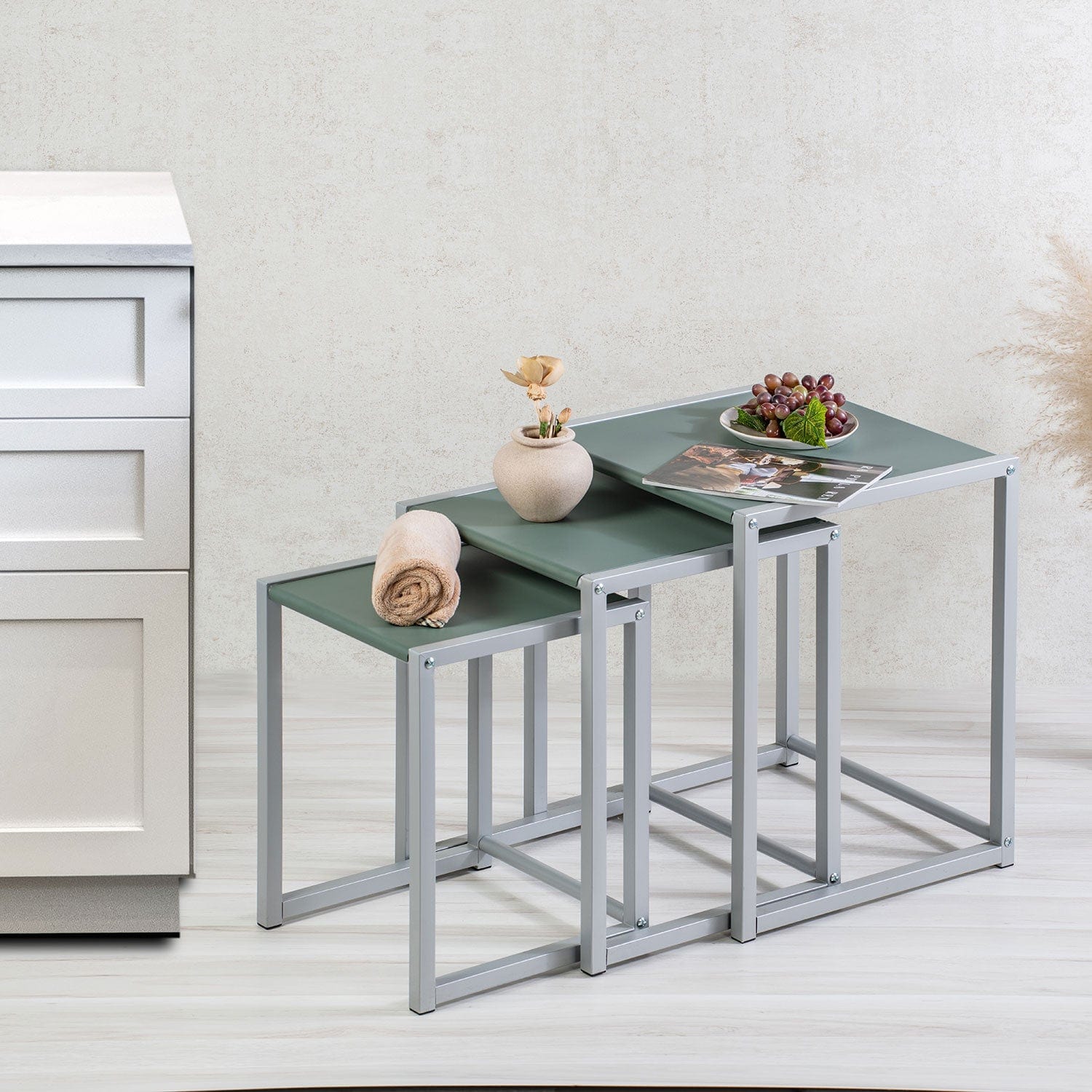 Cabin - Light Weight Nesting Tables