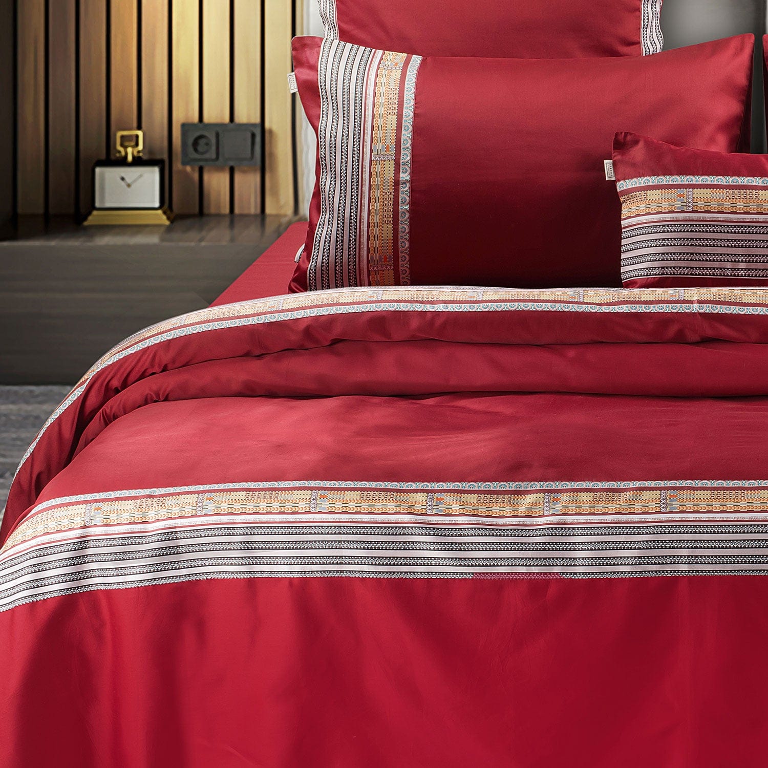 Villa Barcelona Bedding Collection | 100 % Cotton Bedding Set