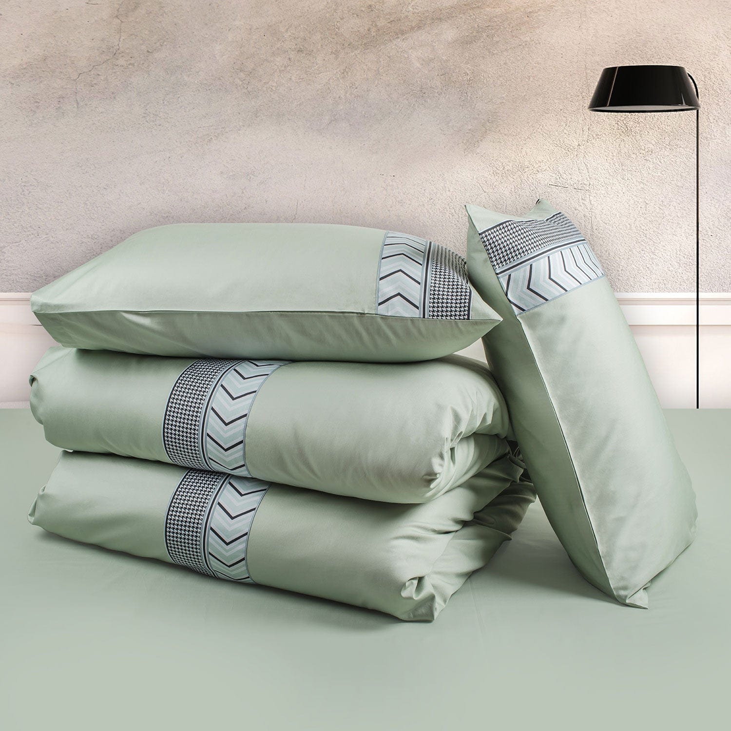Villa Barcelona Bedding Collection | 100 % Cotton Bedding Set
