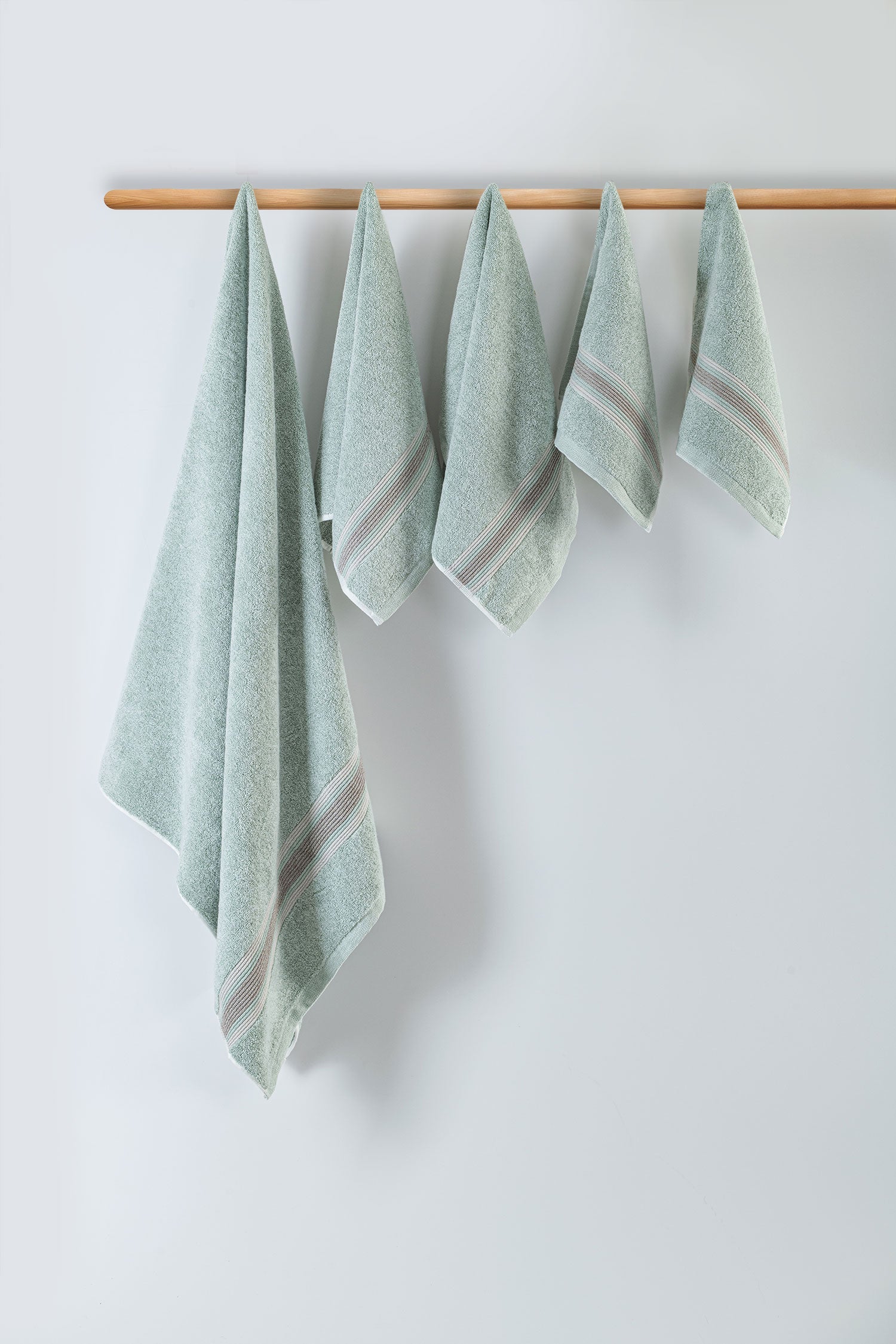 Bamboo-Cotton Towels - 550 Gsm