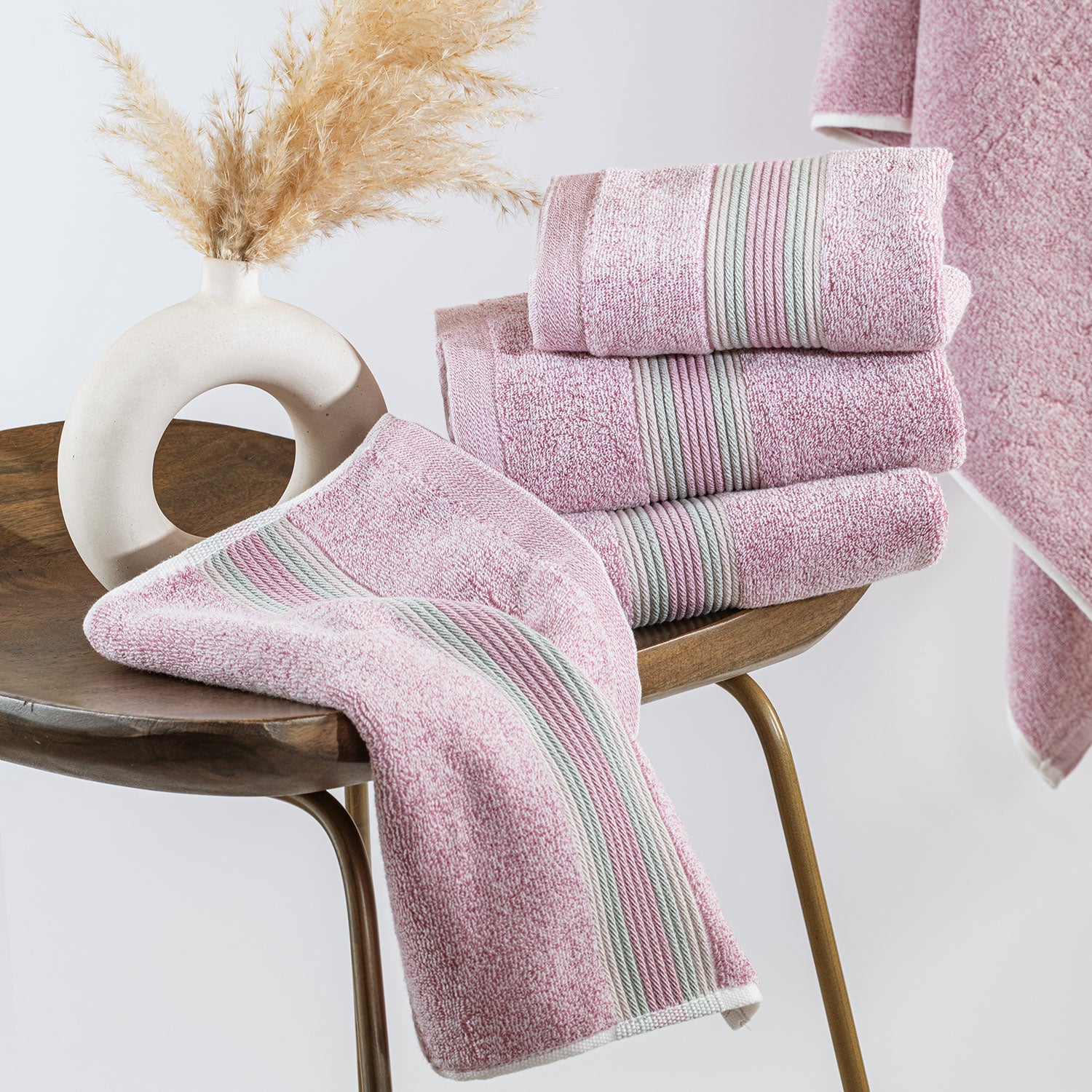 Bamboo-Cotton Towels - 550 Gsm