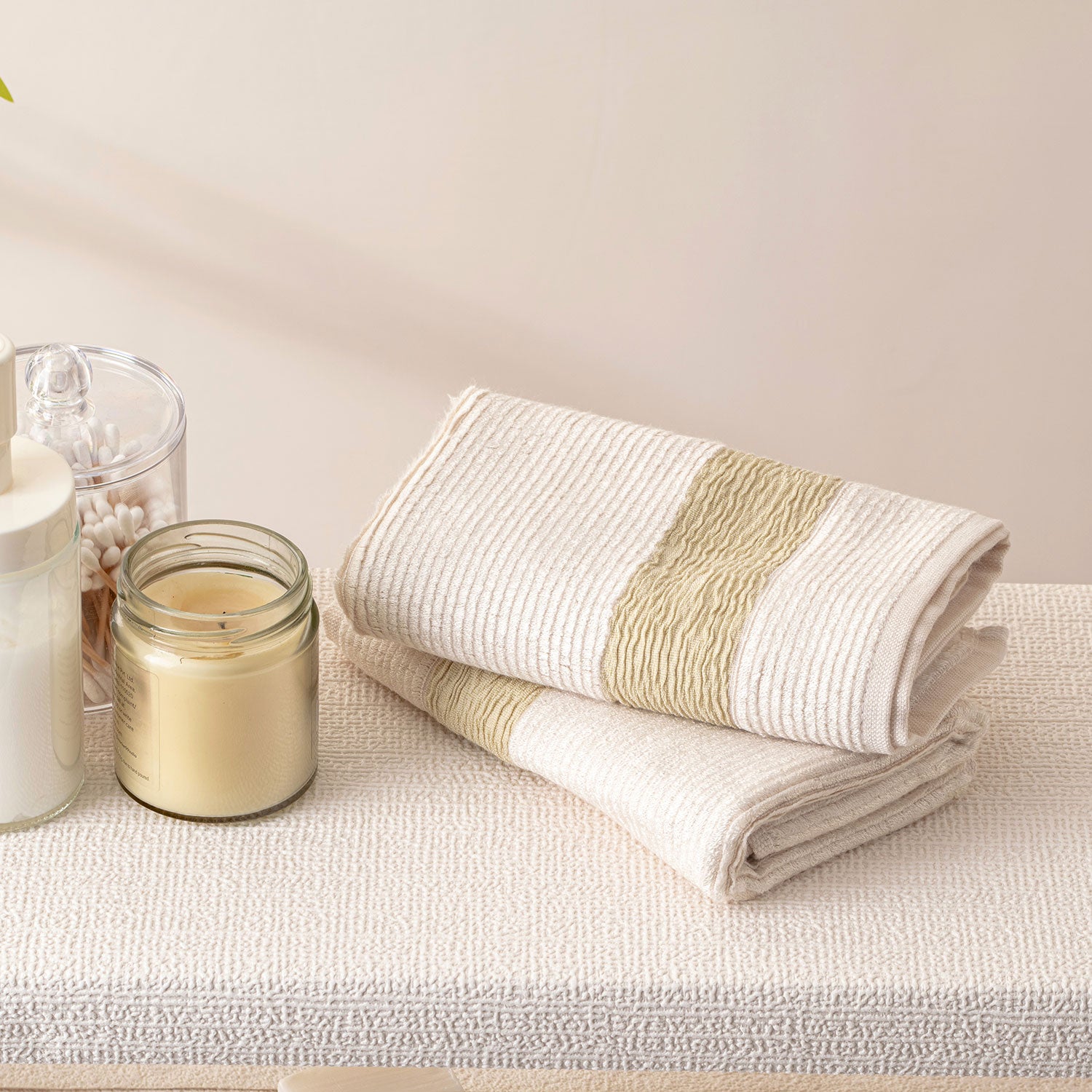 The Bamboo Hand Towel – Ultra-Absorbent Elegance for Everyday Use