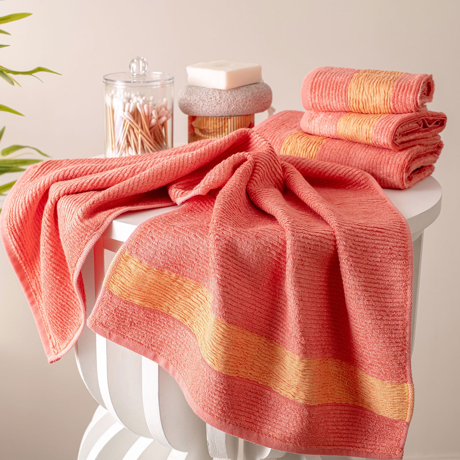 The Bamboo Towel Collection – Luxurious Lightweight and Travel-Ready