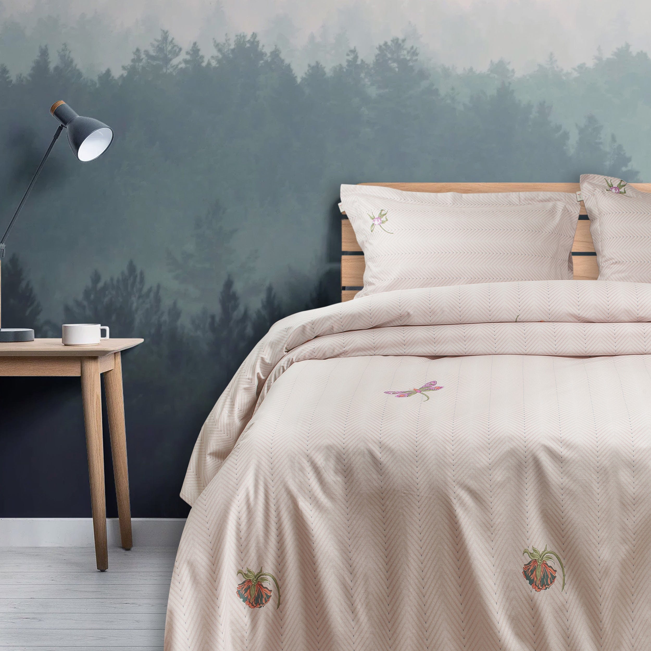 350 Tc Super King Size Bedsheet 2.74Mtr. X 2.74 Mtr. With 2 Pillow Covers