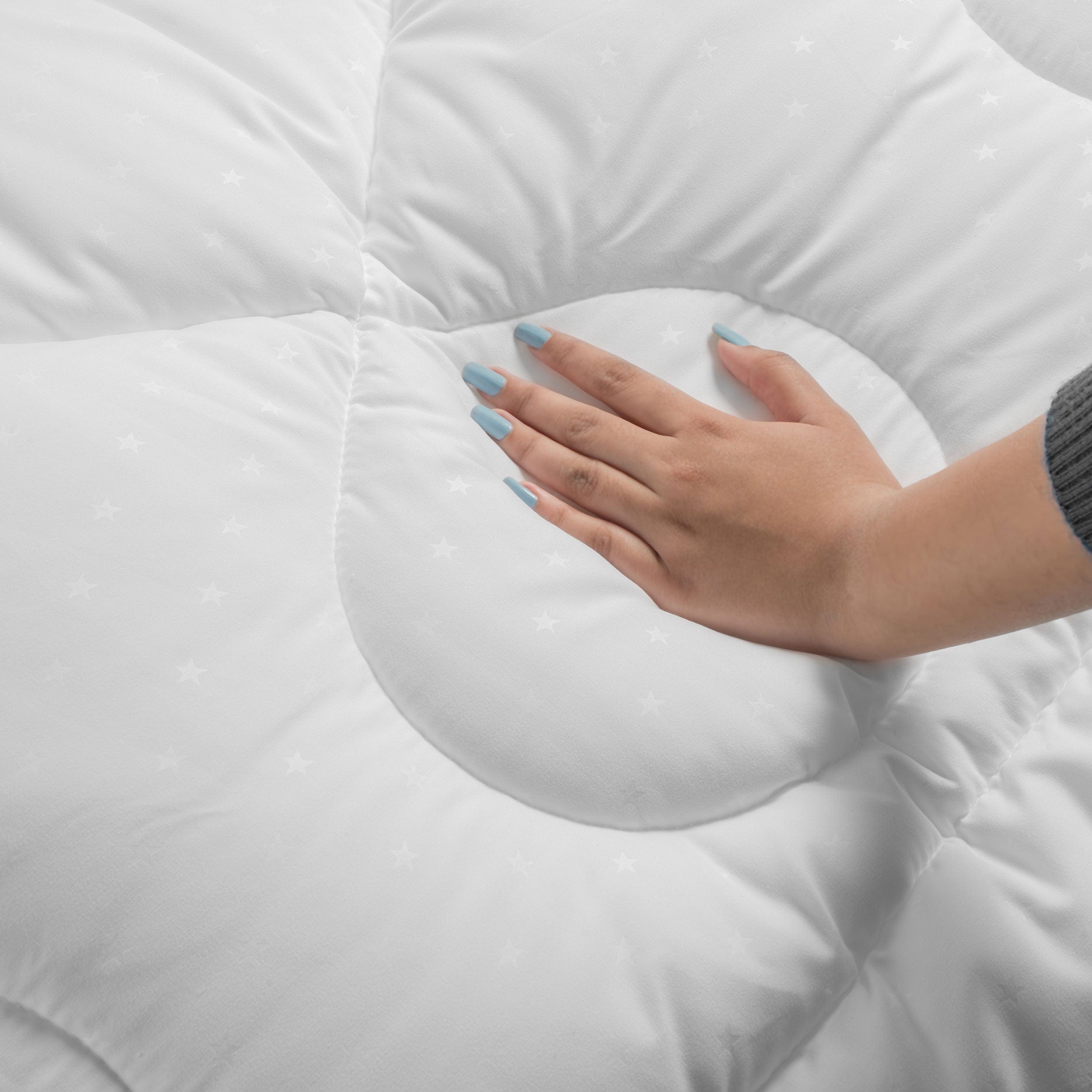 Extreme Winter Quilt - Snow Star (Oeko Certified)