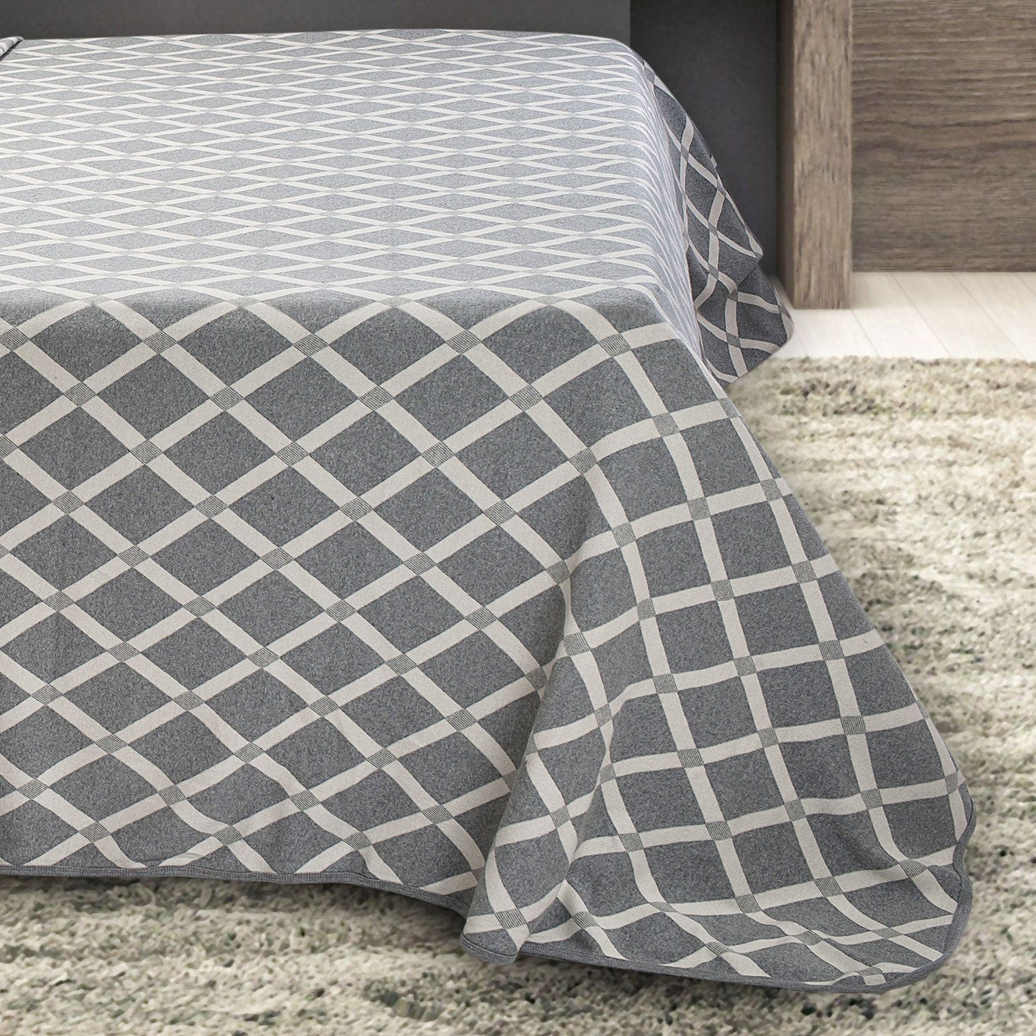 KNT BED SPREAD 001
