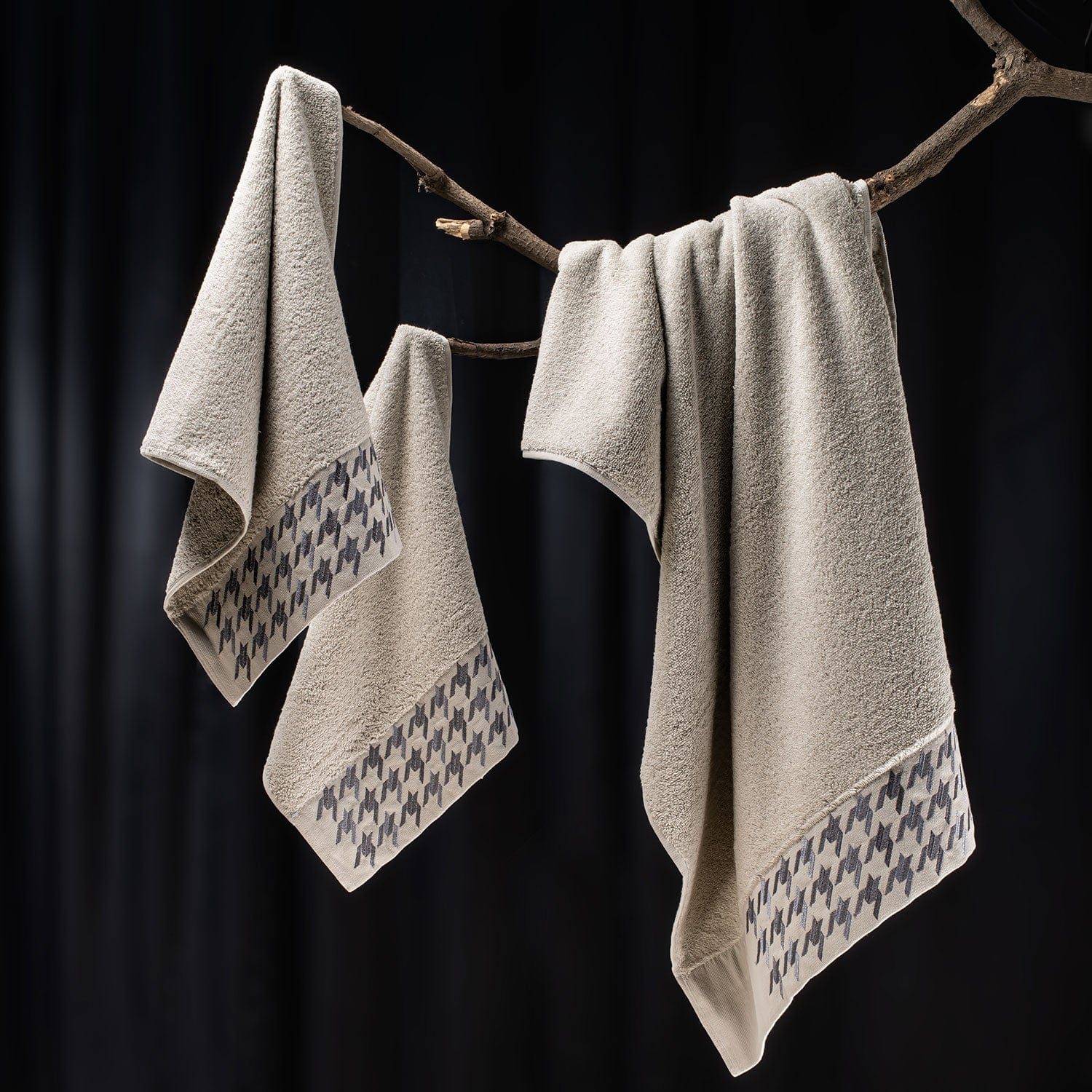 Emporio Leonora Hand Towel 2Pc