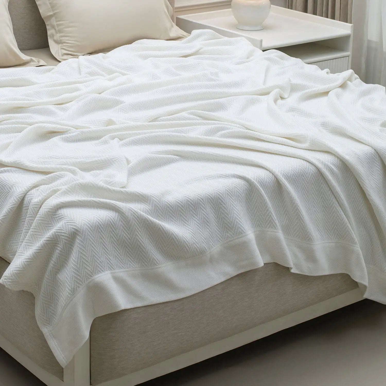 Tusk White