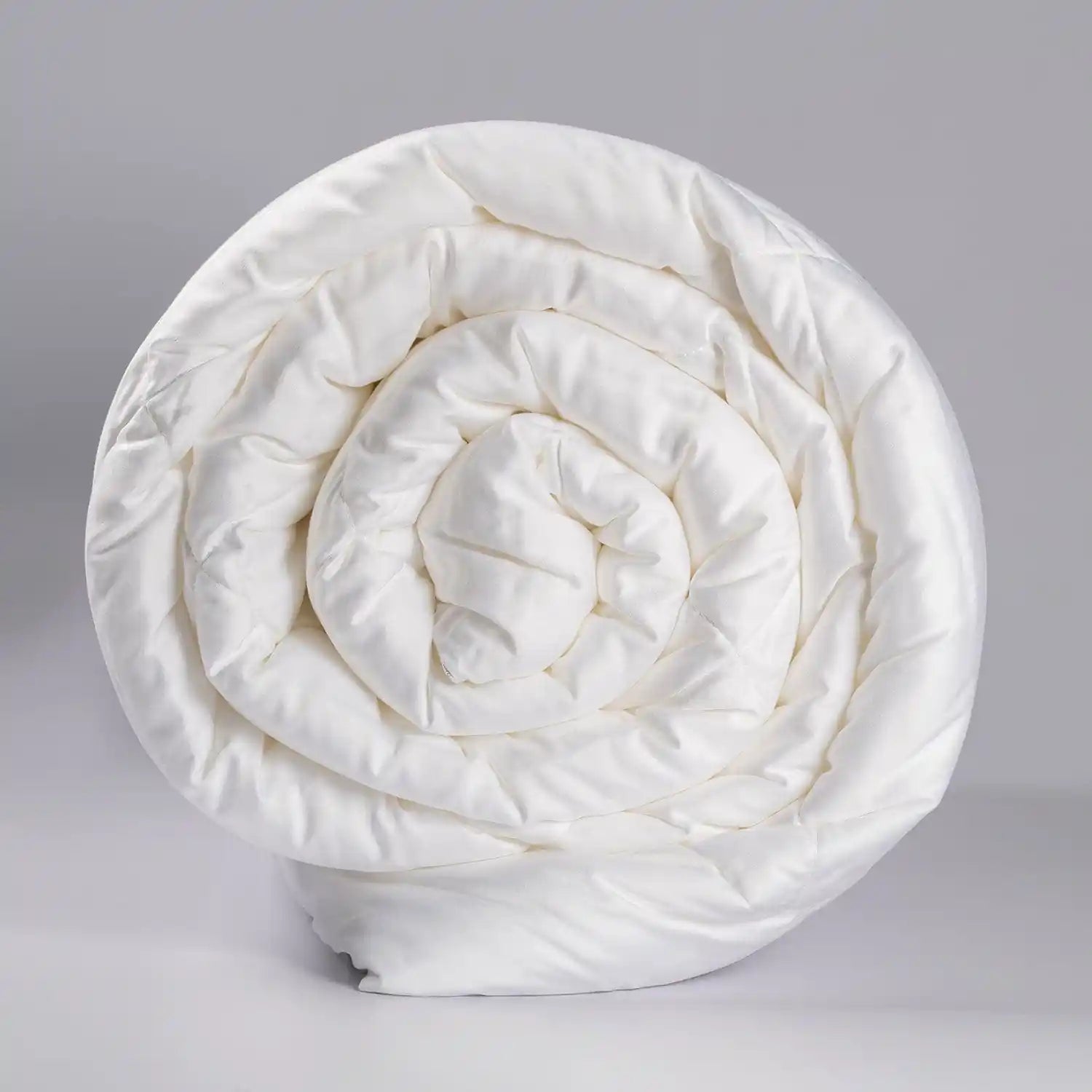 Real Silk Ac /All Season Quilt - 200 GSM