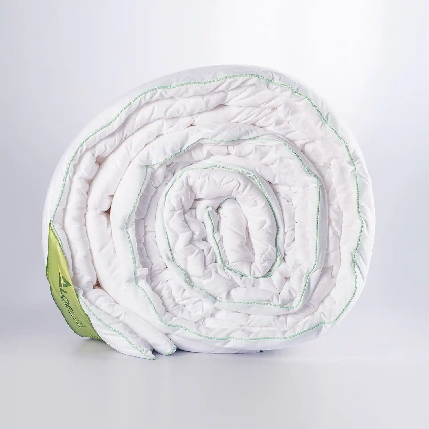 Real Aloevera Gel Coated Premium Ultra Soft All Season Quilt - 250 GSM