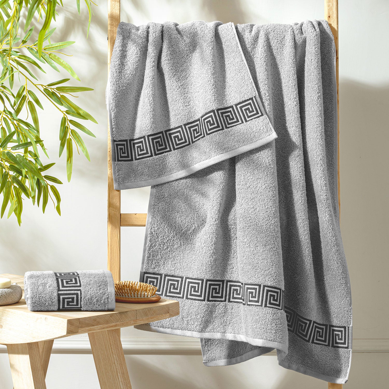 Picasso Towel 3pc Set - Greek Key Border