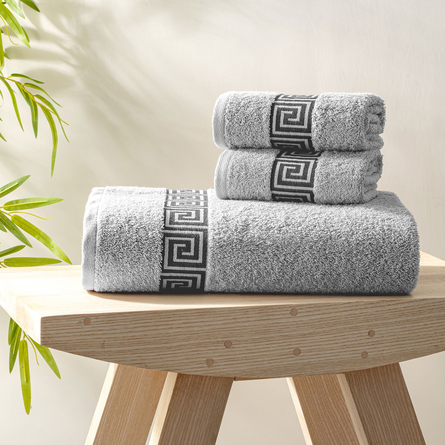 Picasso Towel 3pc Set - Greek Key Border