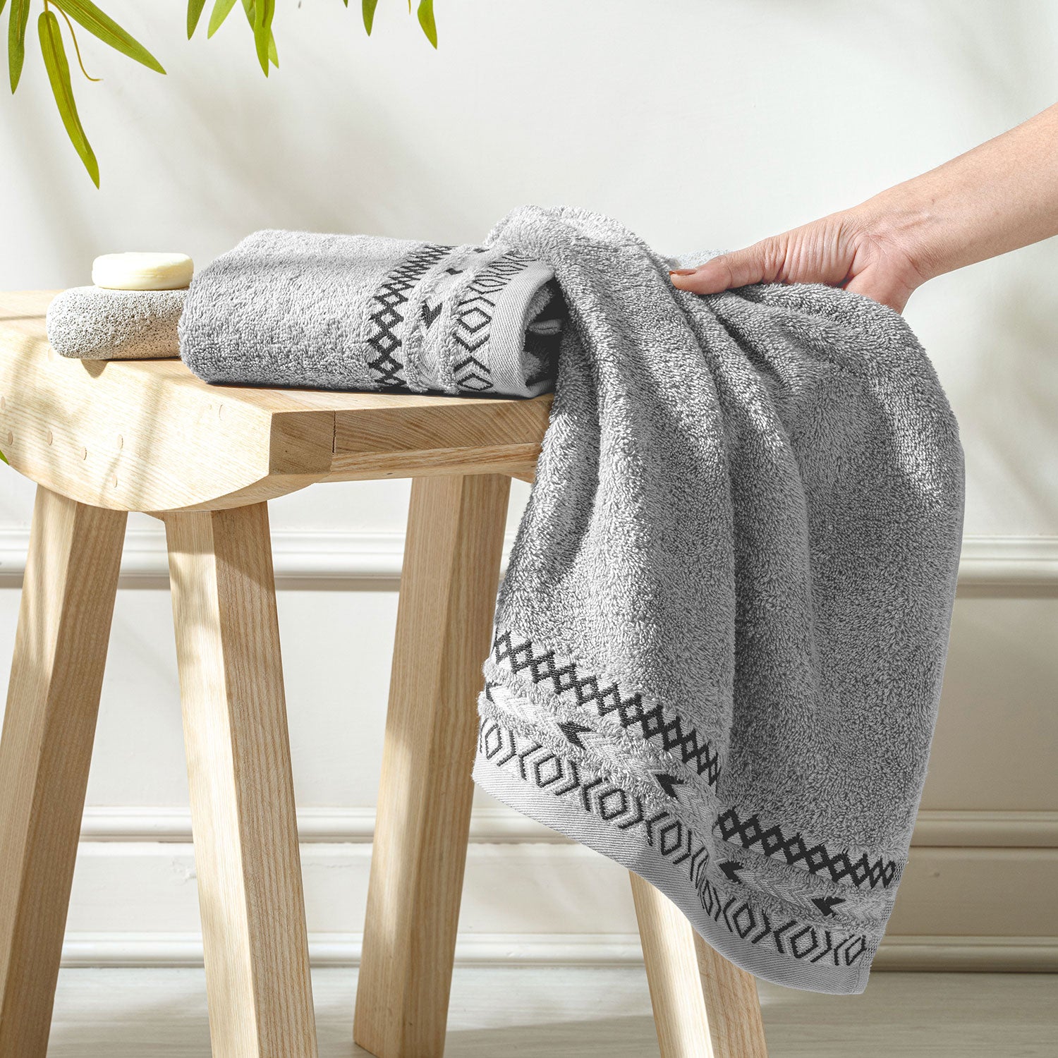 Picasso Hand Towel - Tribal Border