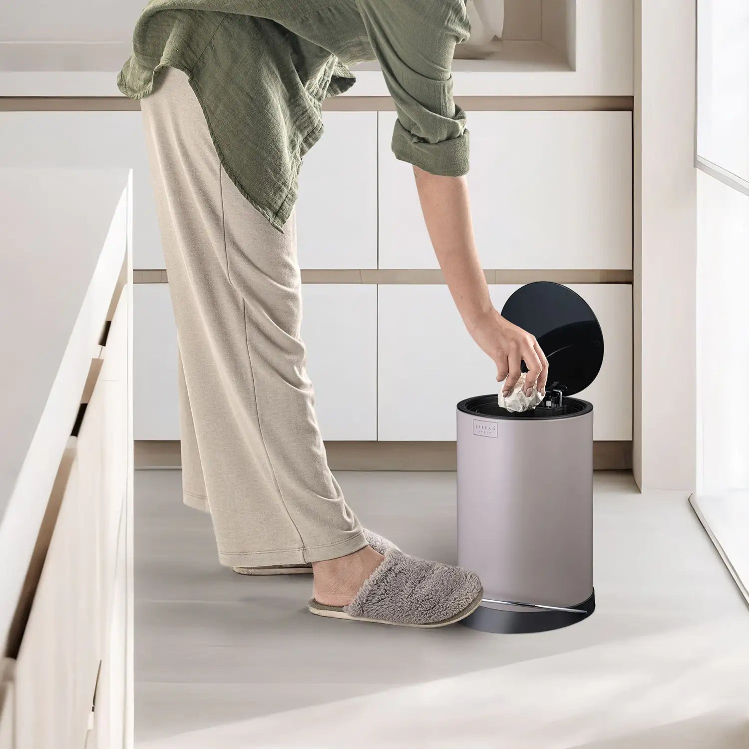 Metal Dustbin With Soft Close