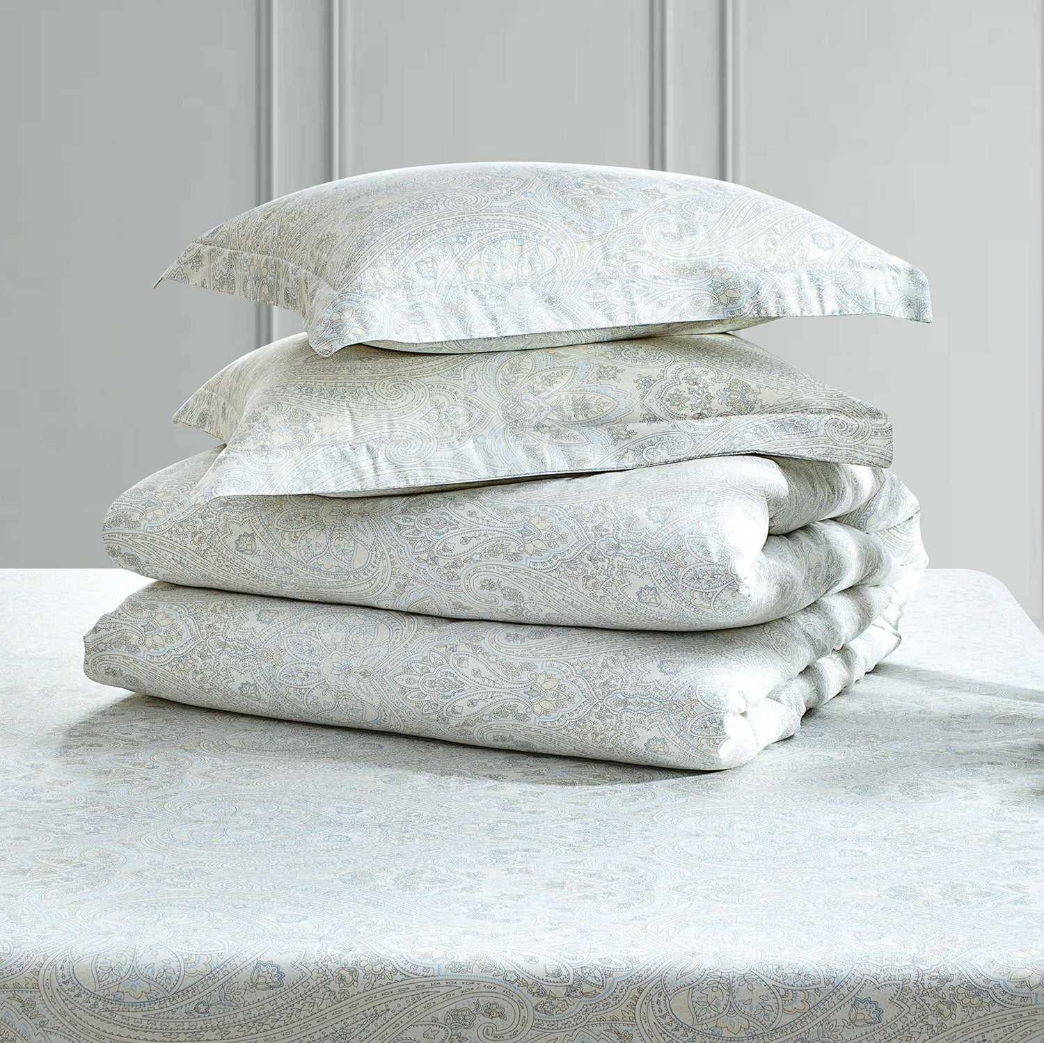 White Print Bedding Collection