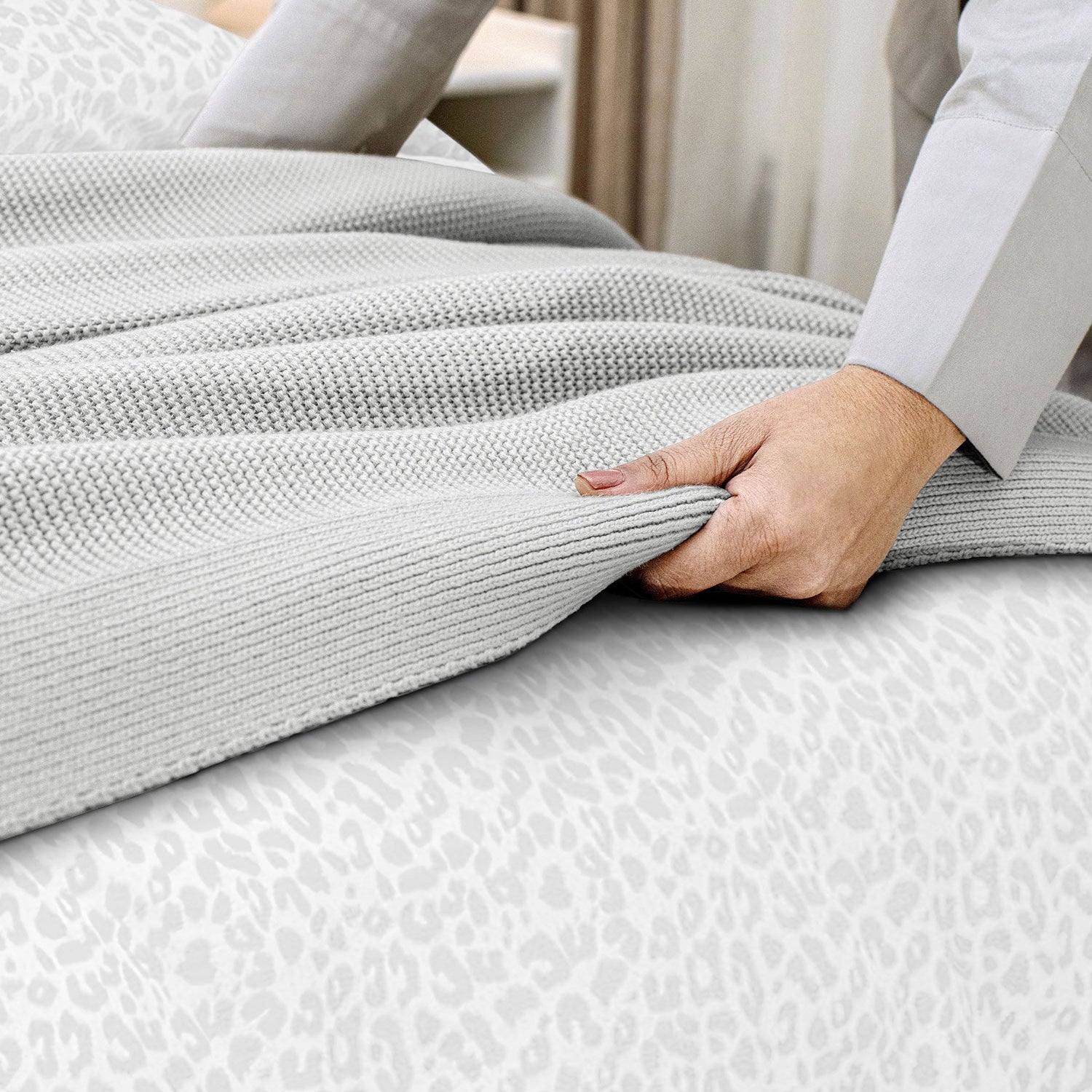 Osaka Bedding Collection
