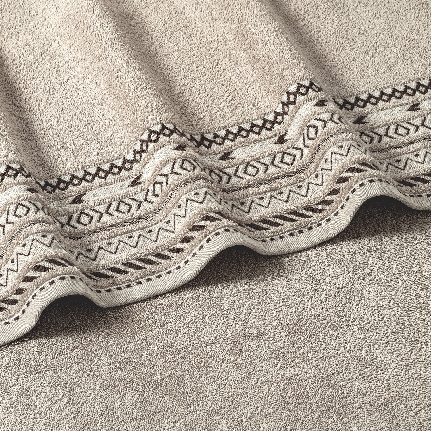 Picasso Hand Towel - Tribal Border