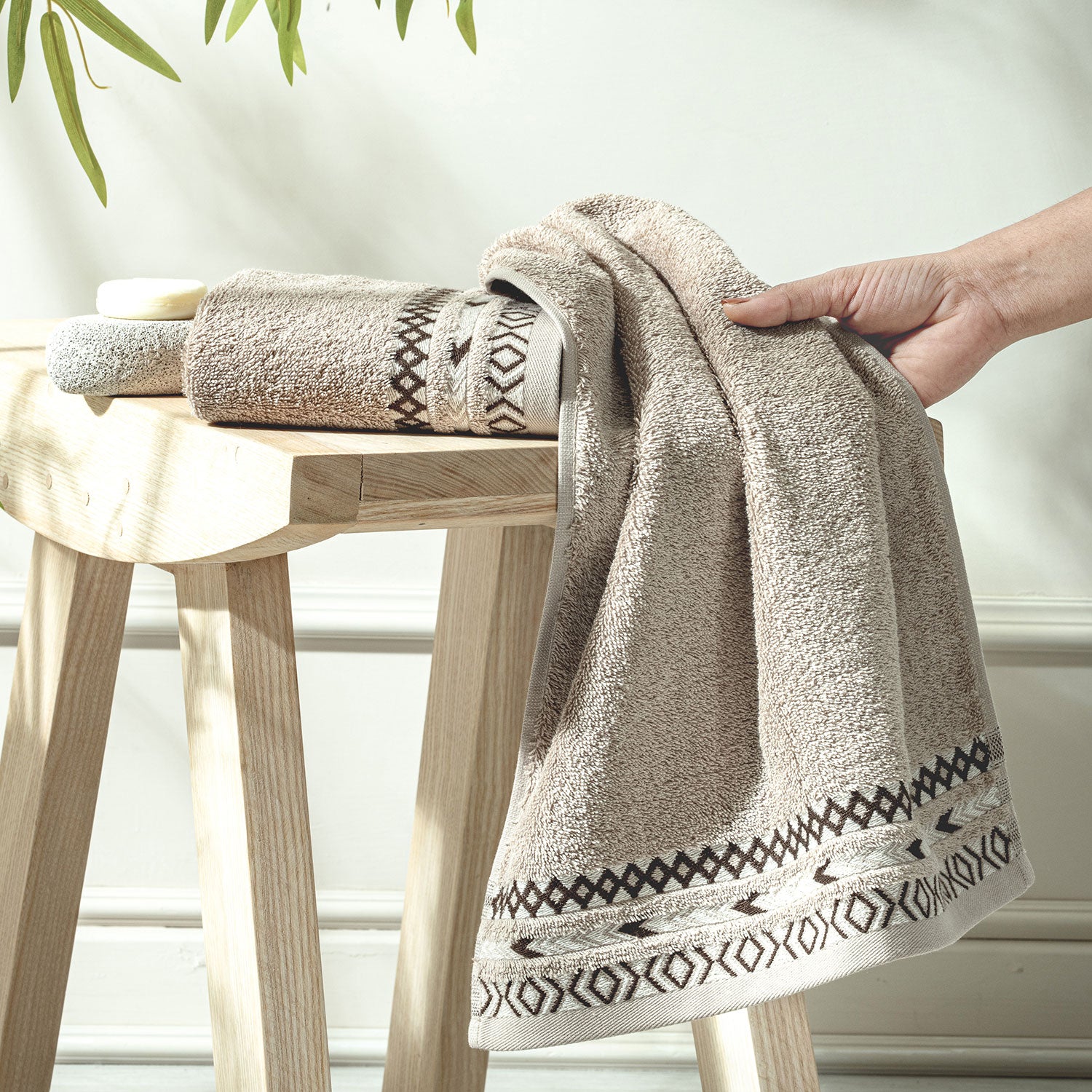 Picasso Hand Towel - Tribal Border