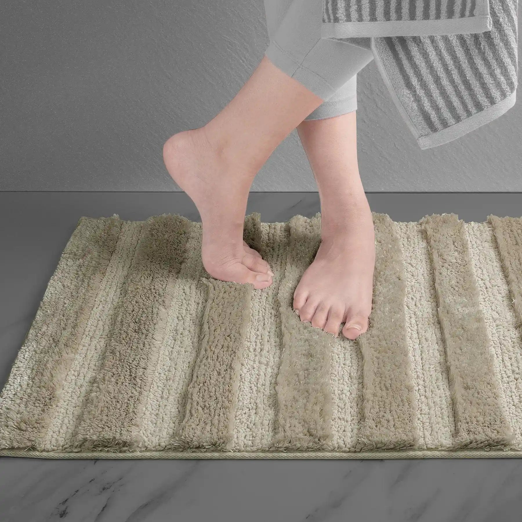 Taupe