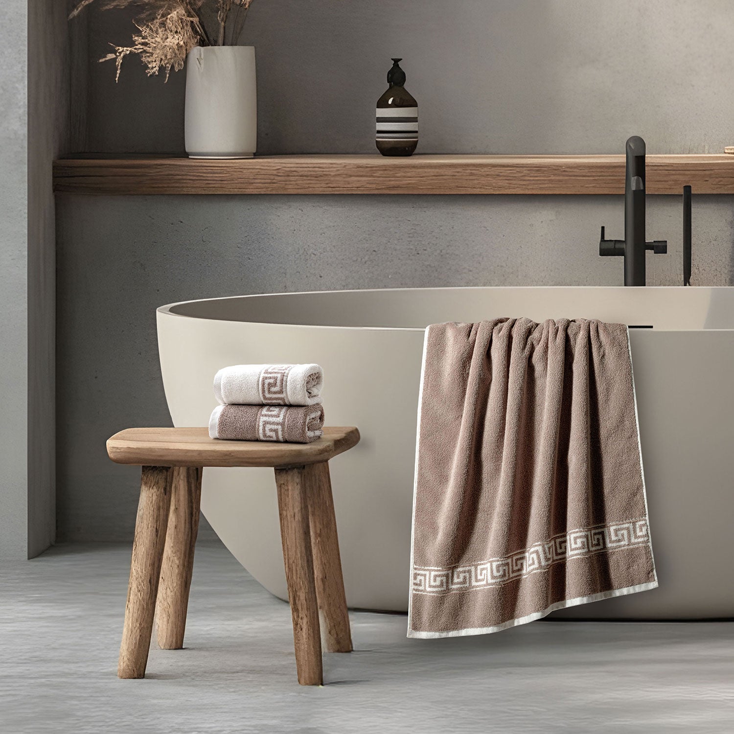 ROMA Towel - Border -100% Cotton, Fluffy & Reversible