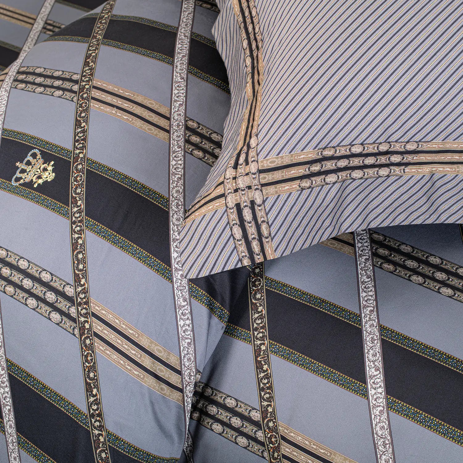 Global Black Duvet/Quilt Cover