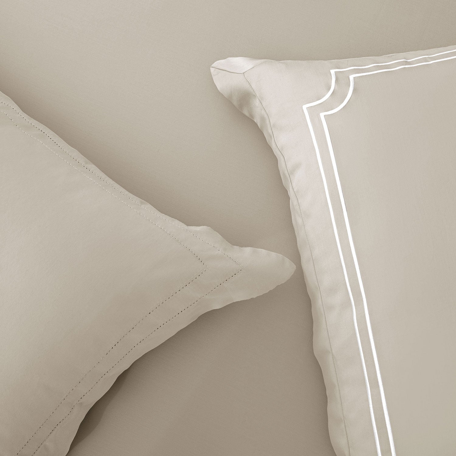 The MASTER BEDROOM EMB. PILLOW COVER- 550 TC