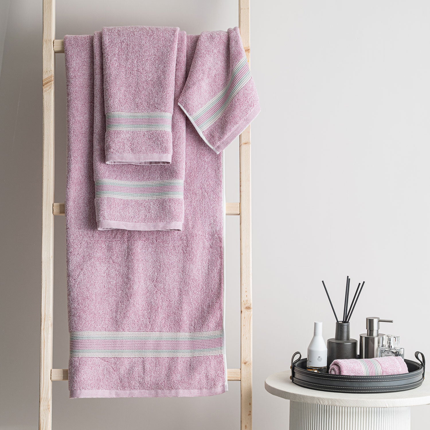 Bamboo-Cotton Towels - 550 Gsm