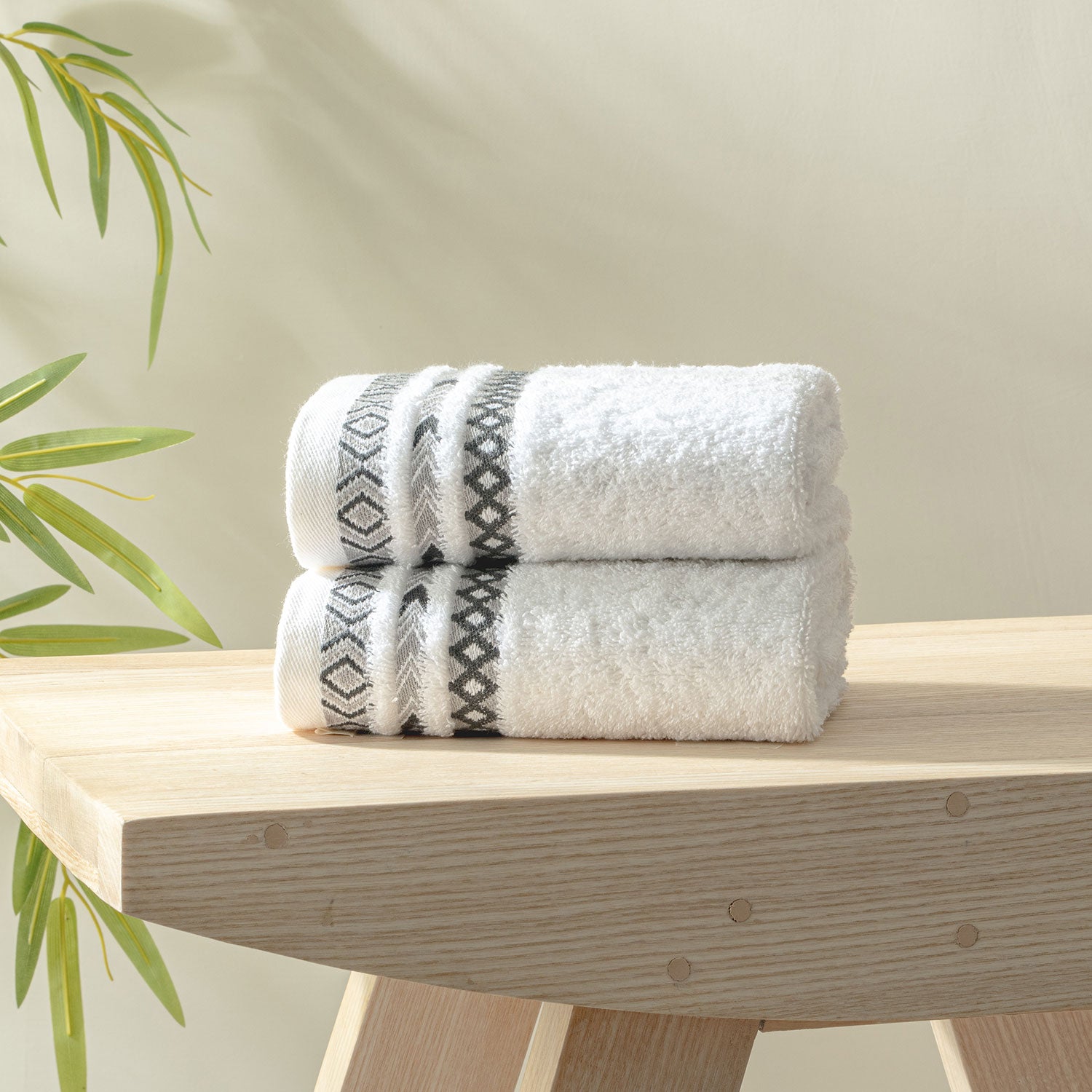 Picasso Hand Towel - Tribal Border