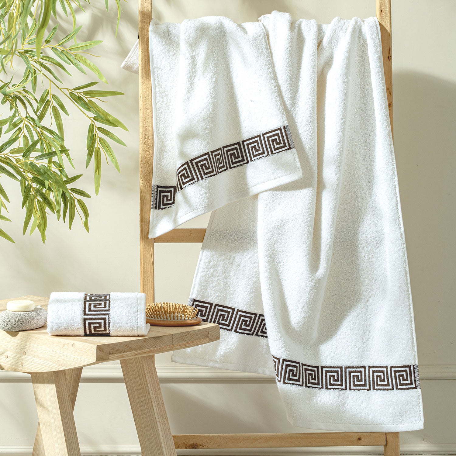 Picasso Towel 3pc Set - Greek Key Border
