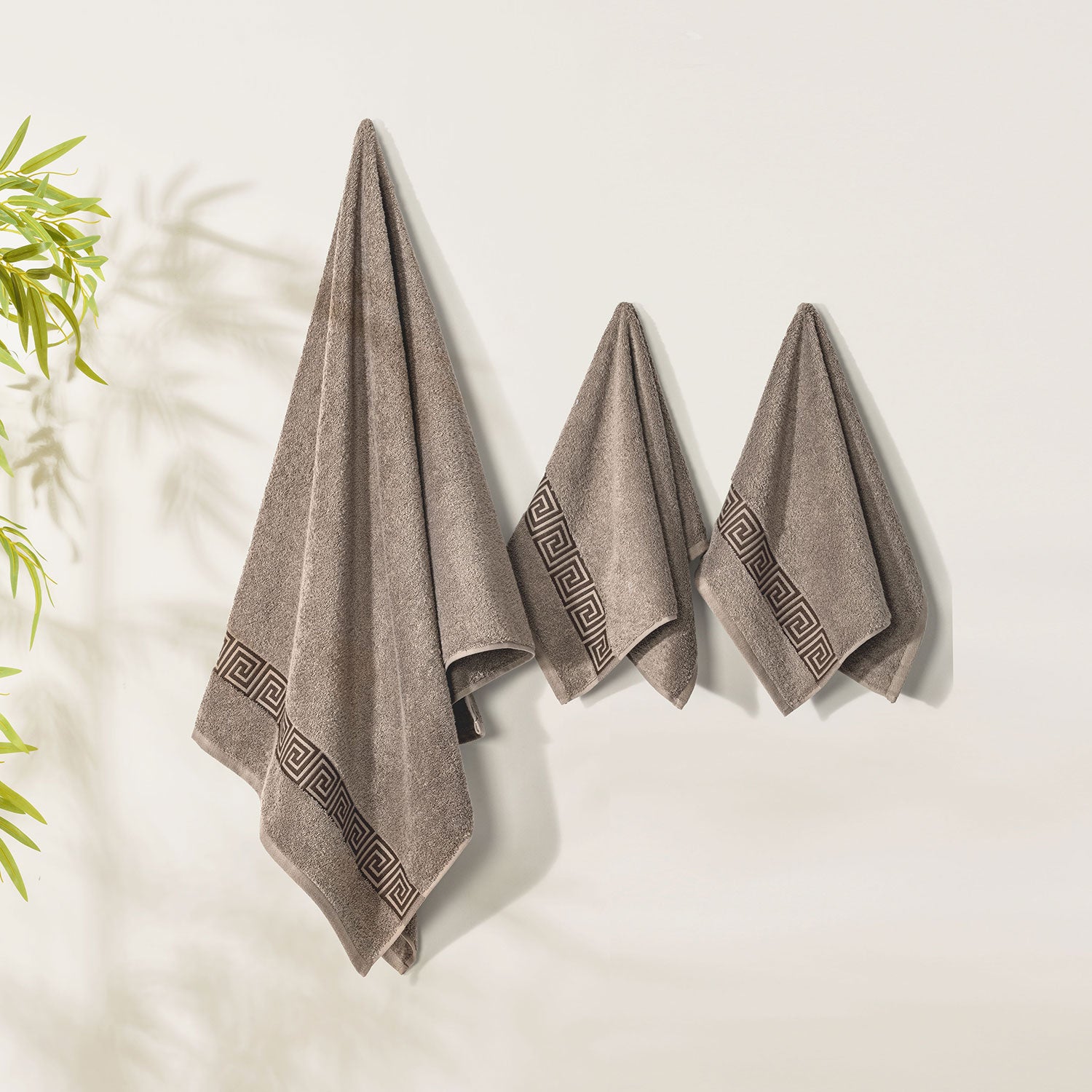 Picasso Towel 3pc Set - Greek Key Border