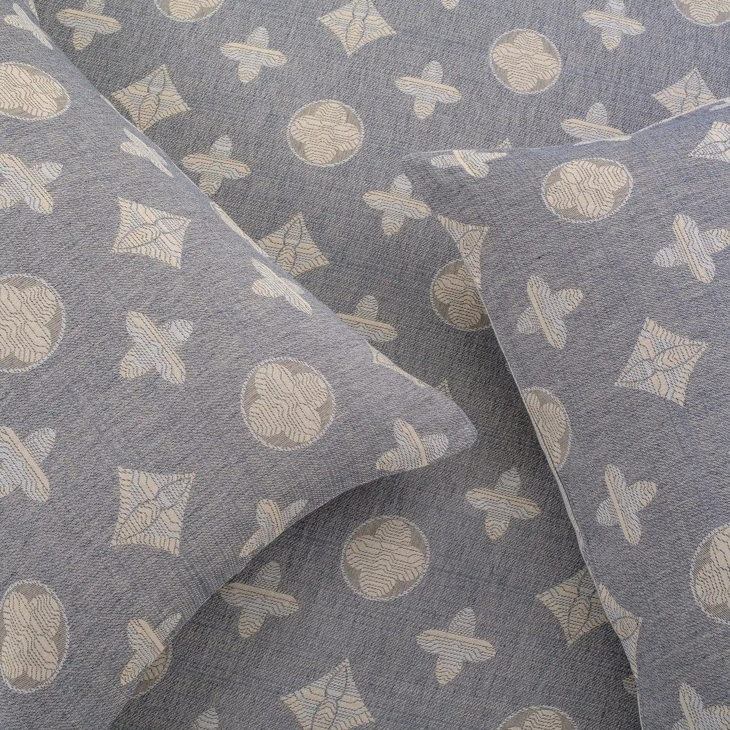 100 % Pre Washed Jacquard Reversible Cotton Bedding