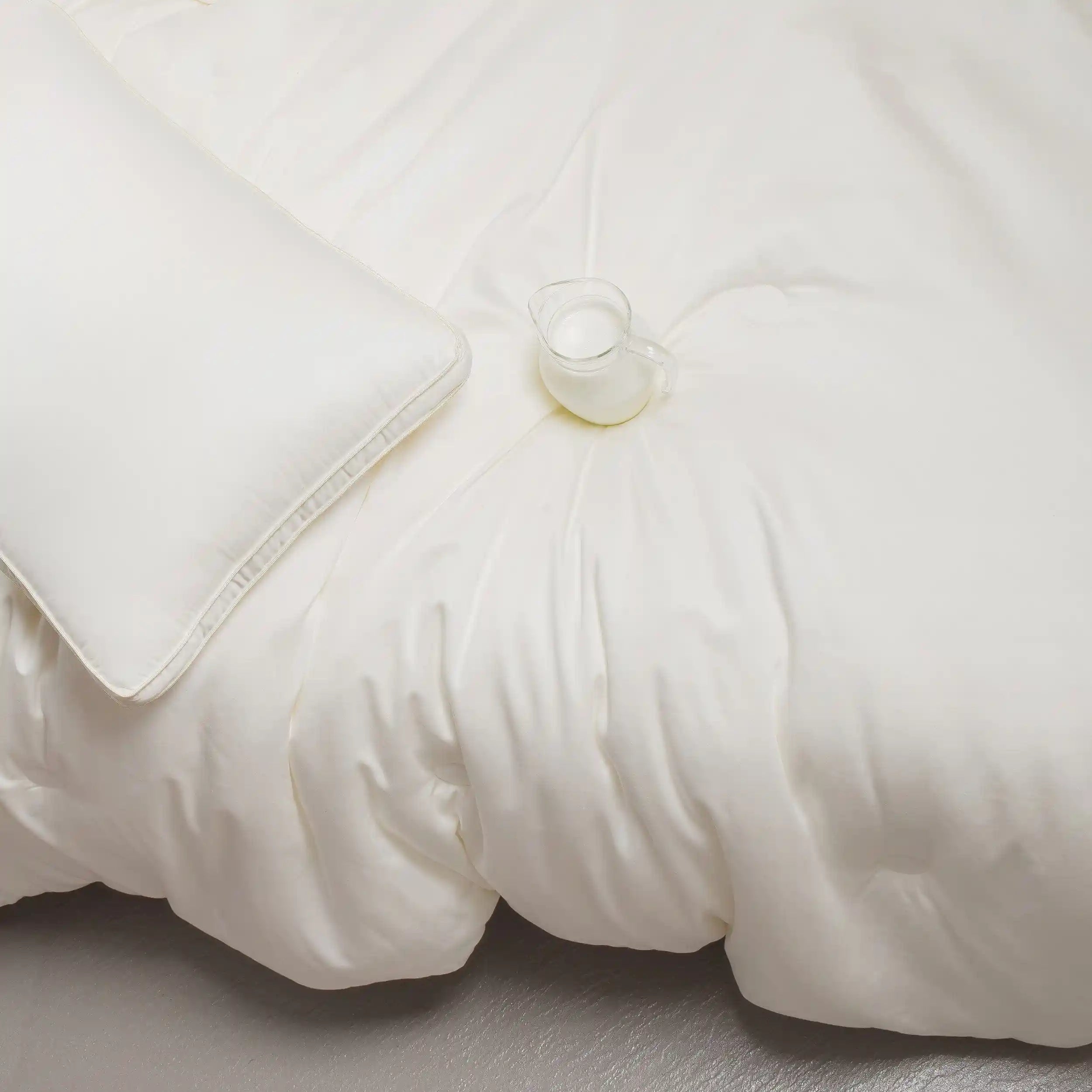 Milk Quilt – Humid Summers & Monsoons - 200 GSM