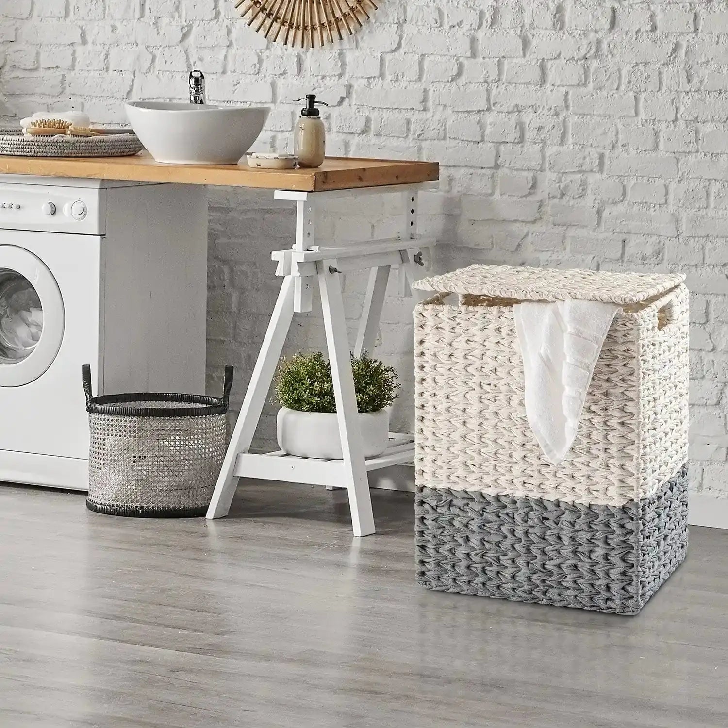 7009 WHITE GREY