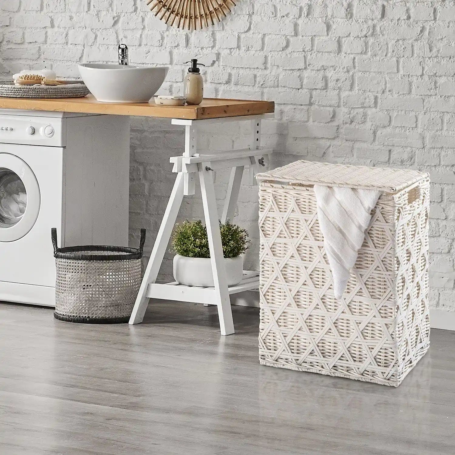 7008 WHITE