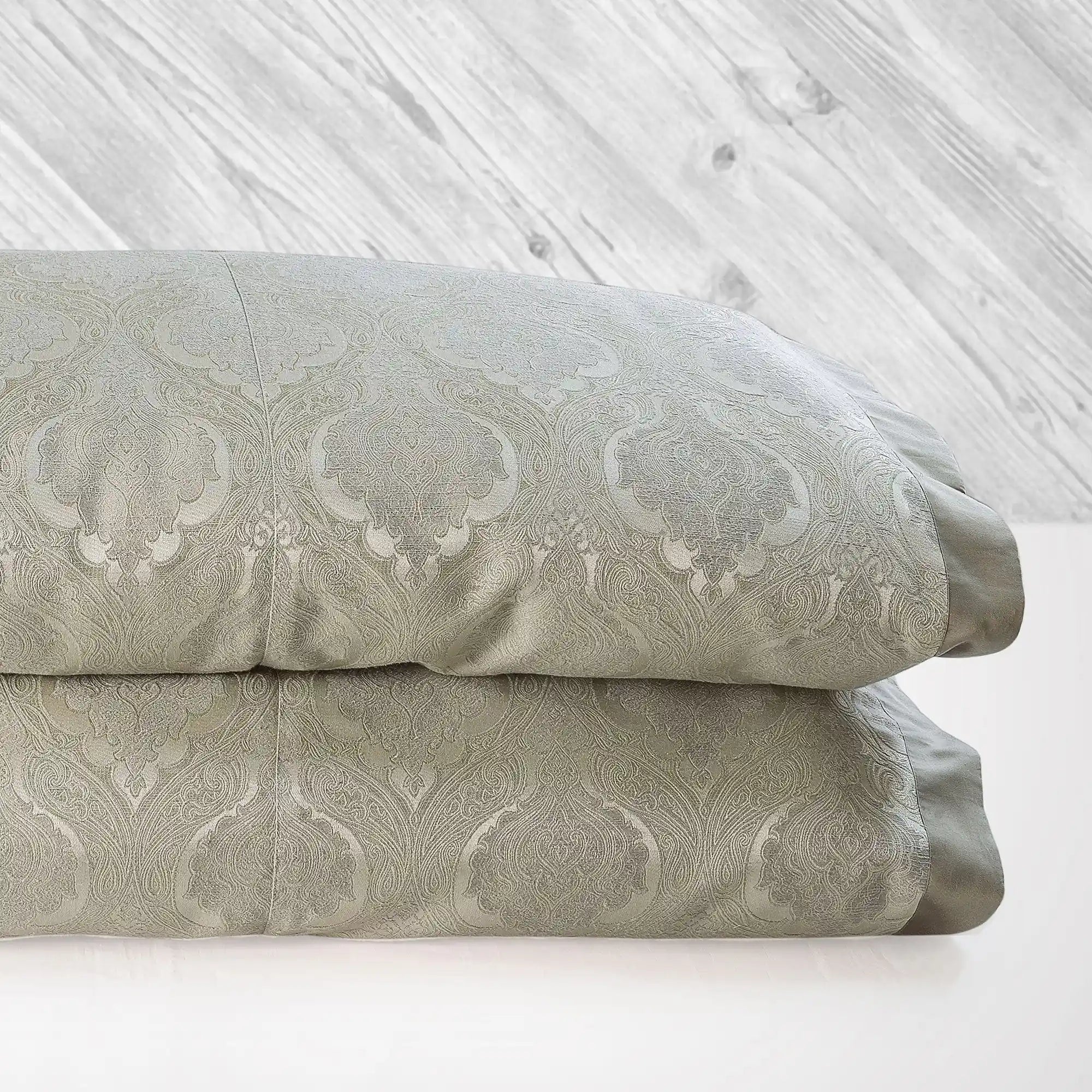 Serene Bedding Set