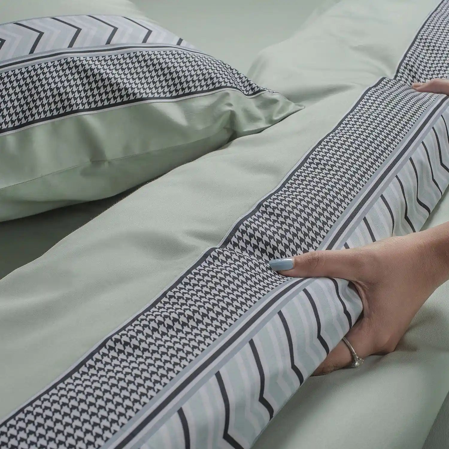 Villa Barcelona 500 Tc Bedsheets