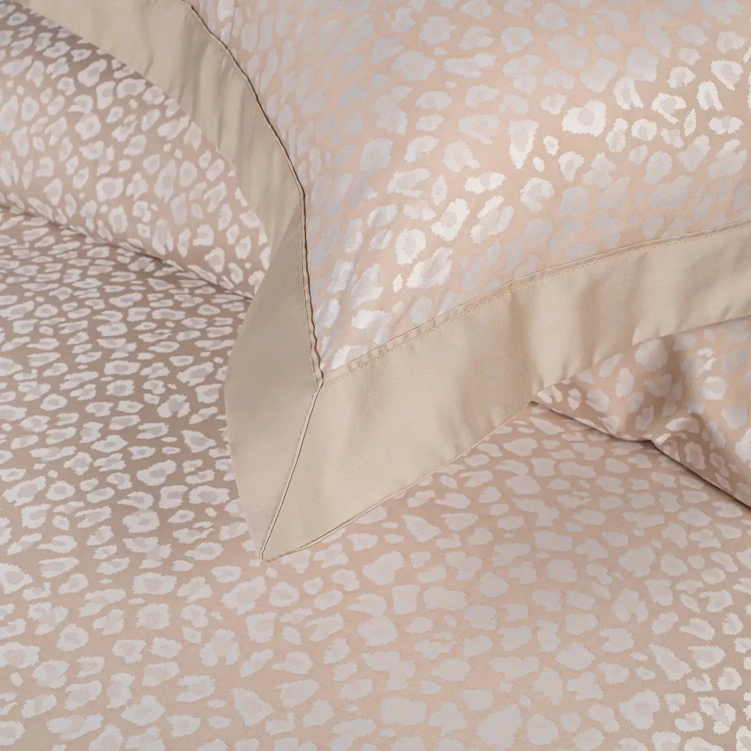 600 Tc Modal Jacquard Pillow Covers