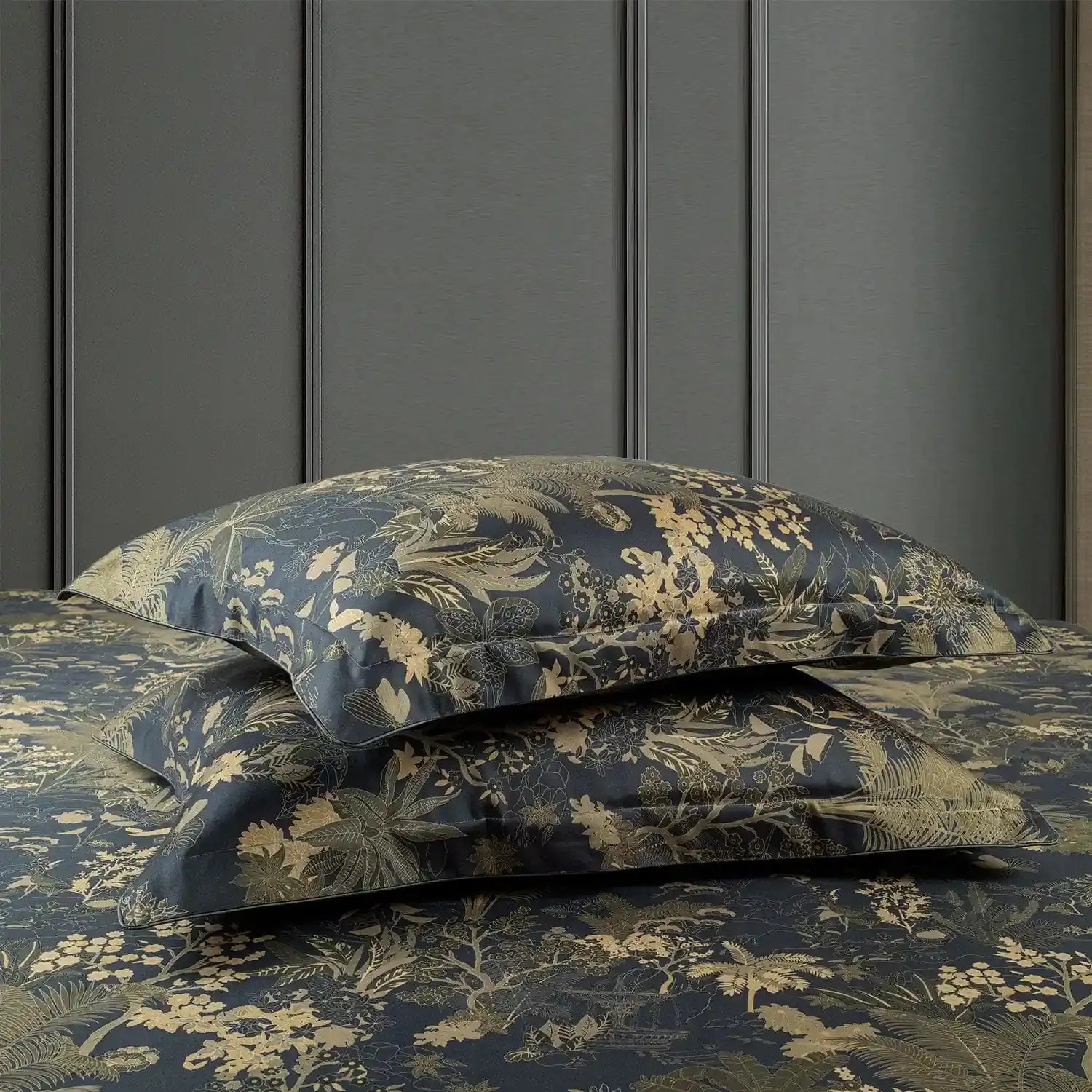 Global Black Cotton Prints Bedding Collection