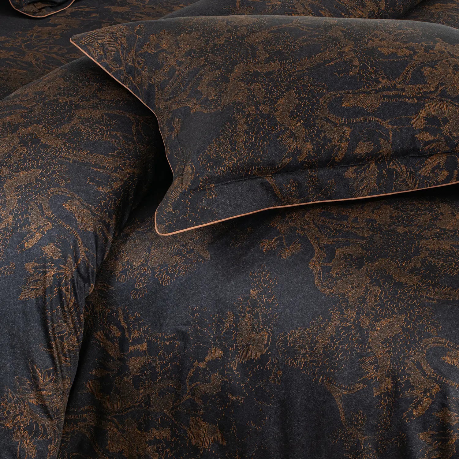 Global Black Duvet/Quilt Cover