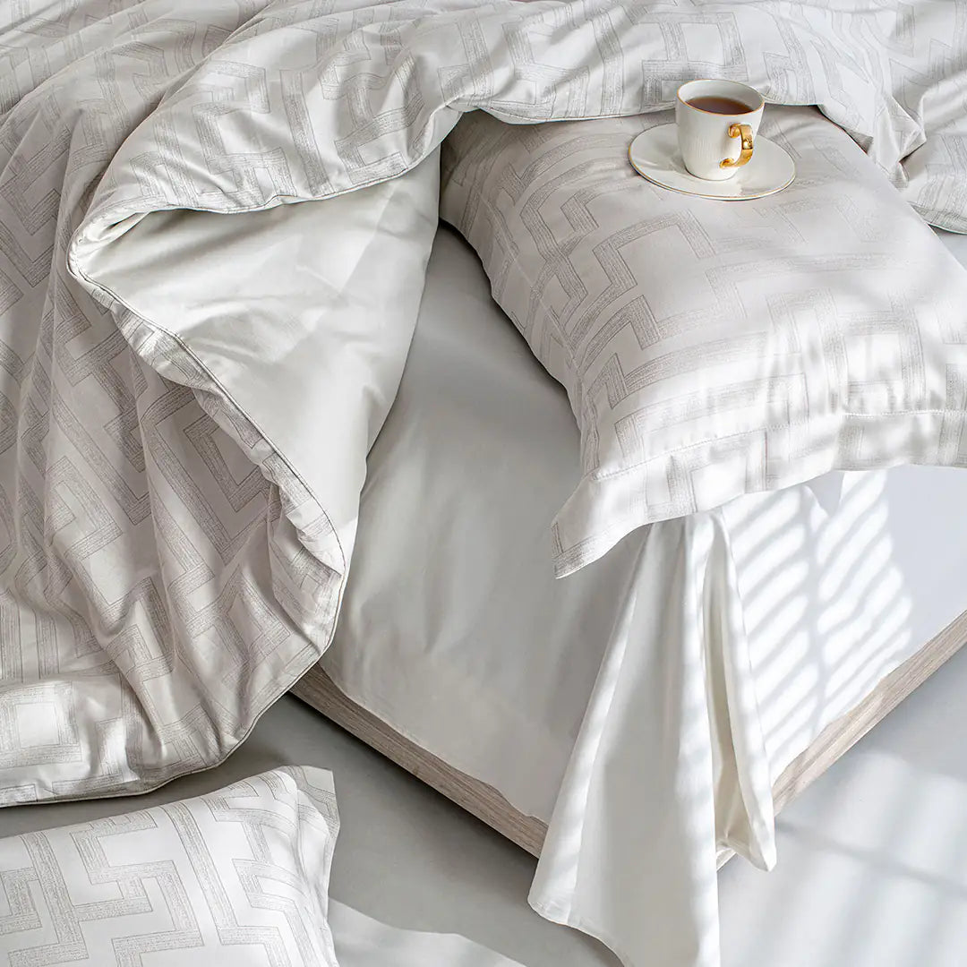 700 TC Italian Couture Luxury Bedsheet Set