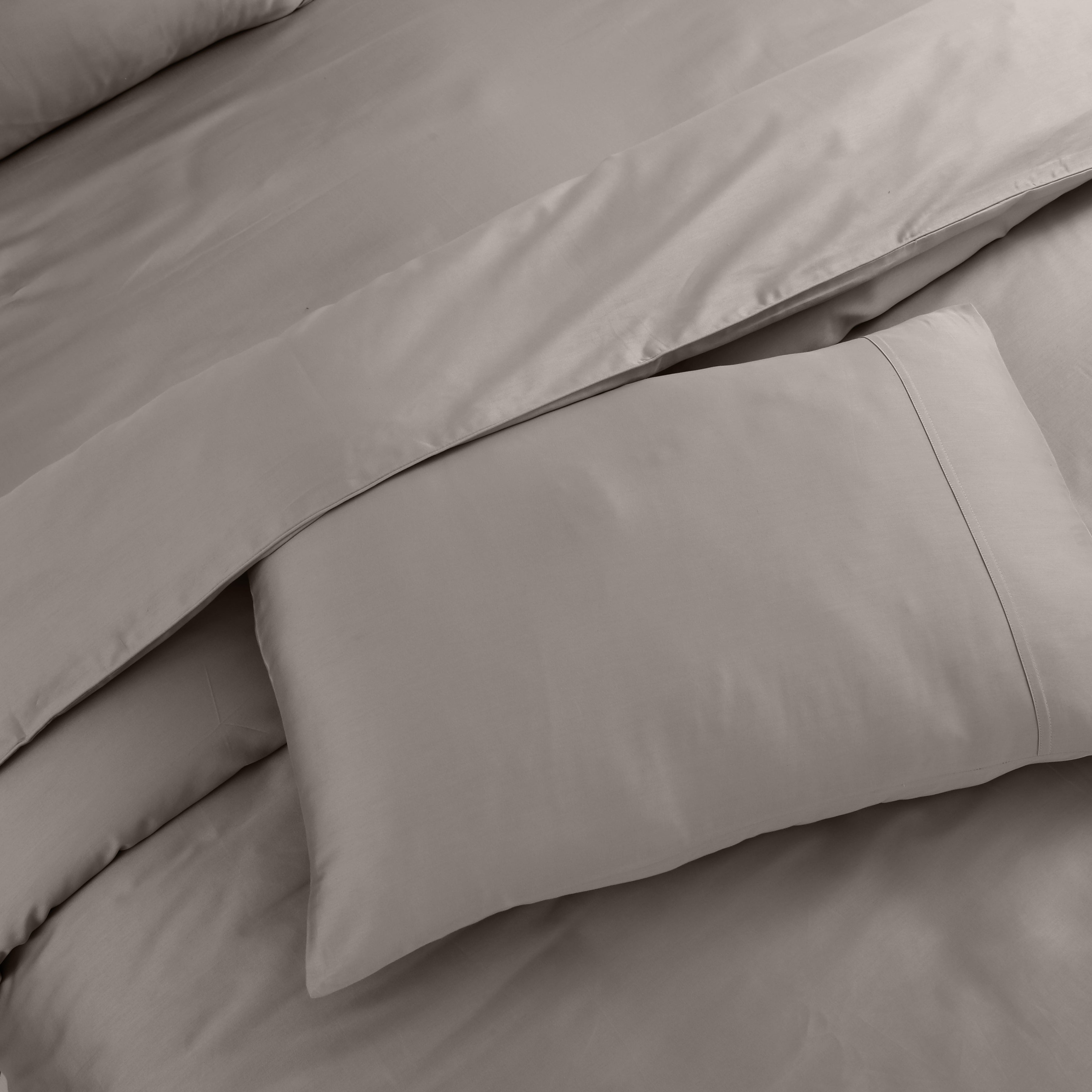 Madison Avenue 4PC Bedding Set