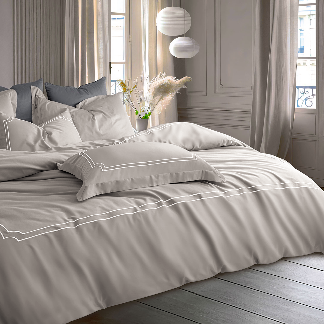 The MASTER BEDROOM BEDDING COLLECTION - 550 TC