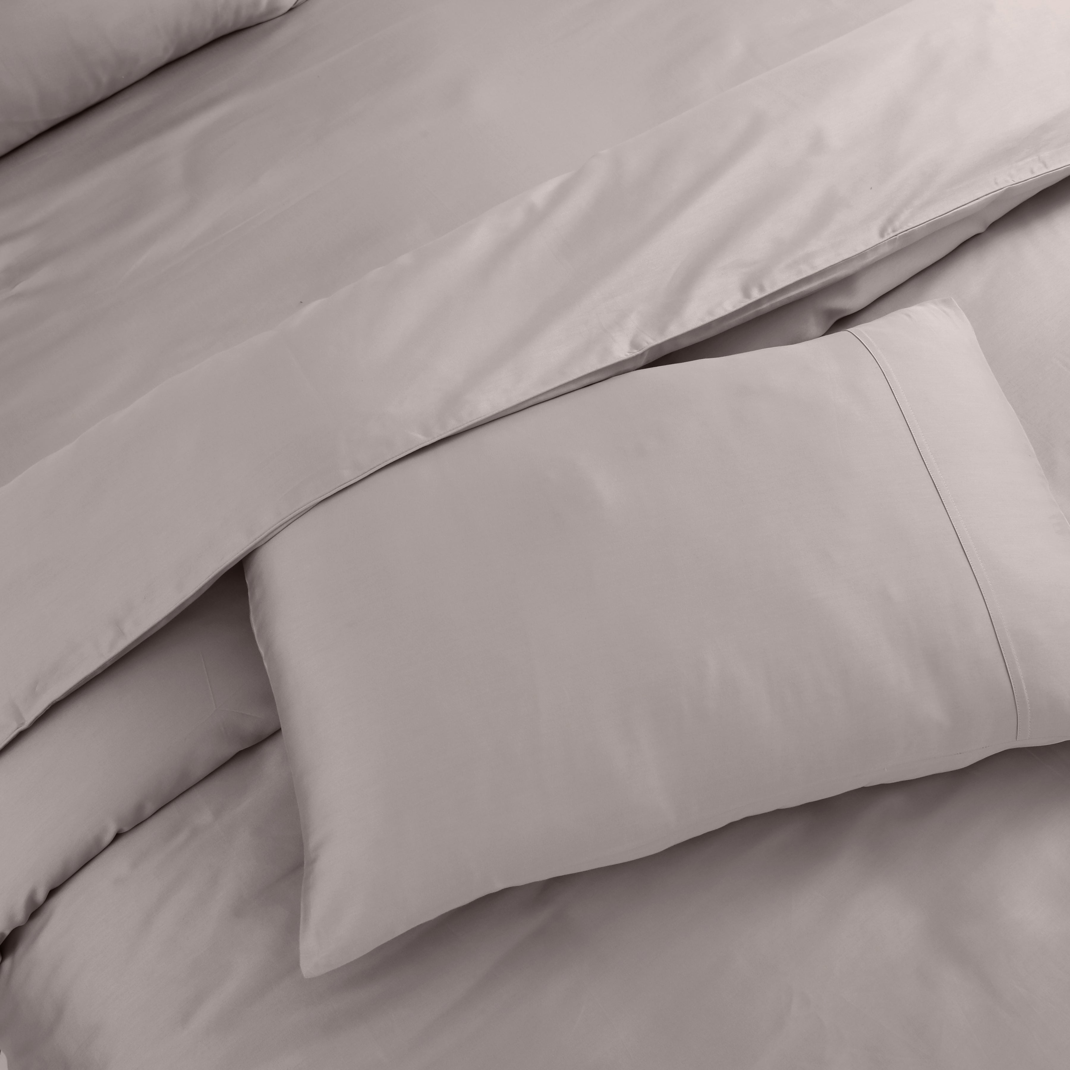 Madison Avenue 4PC Bedding Set