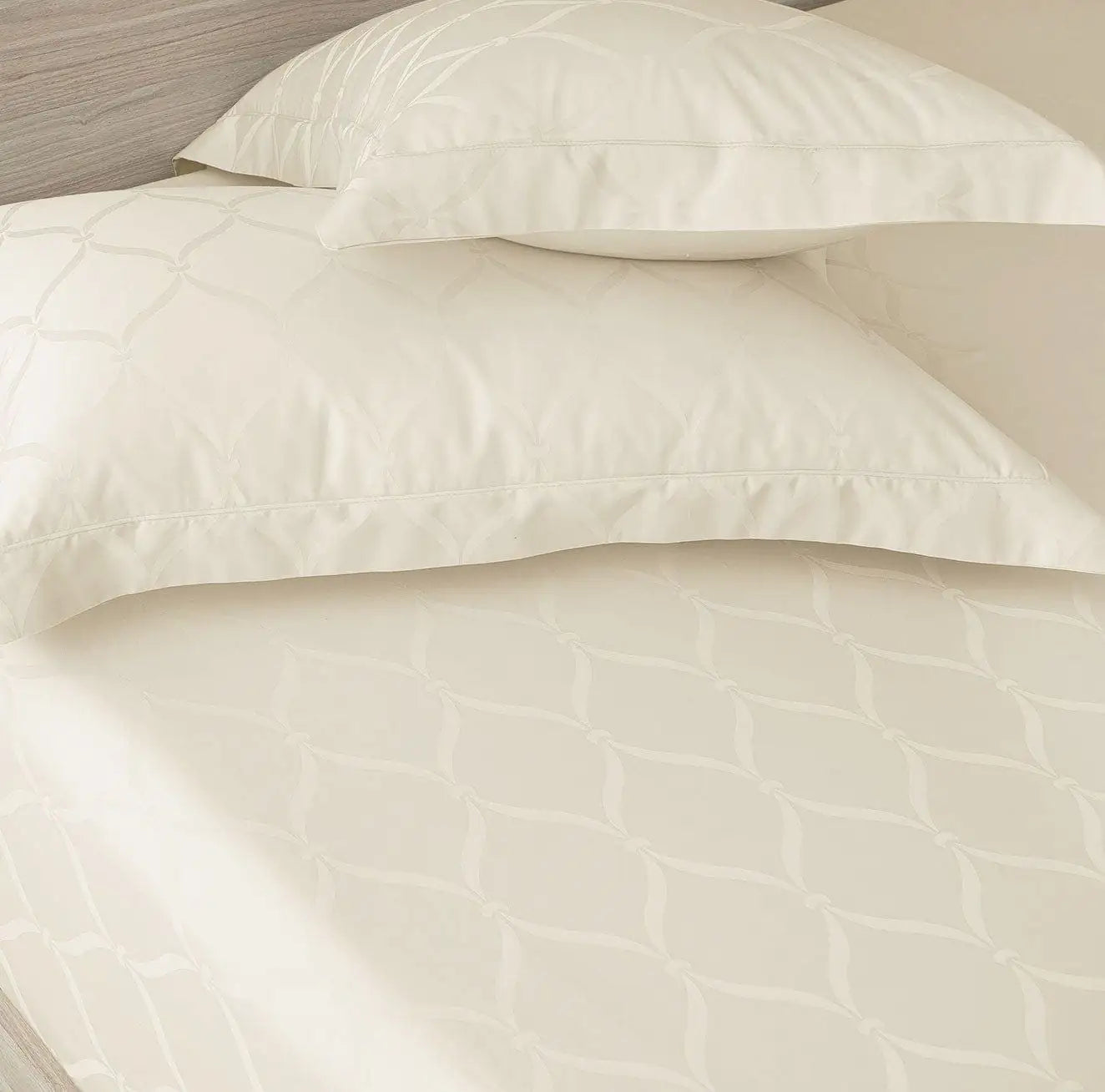 550 Tc Italian Jacquard 100% Cotton Bedsheet