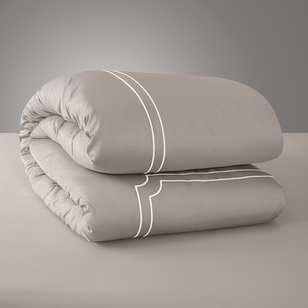 The MASTER BEDROOM BEDDING COLLECTION - 550 TC