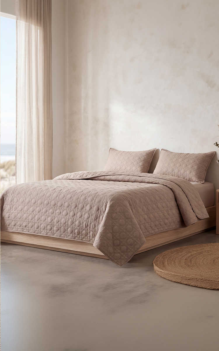 files/Bedcover_MV_20116cb2-f808-49ef-8d73-bfd9ce26d437.png