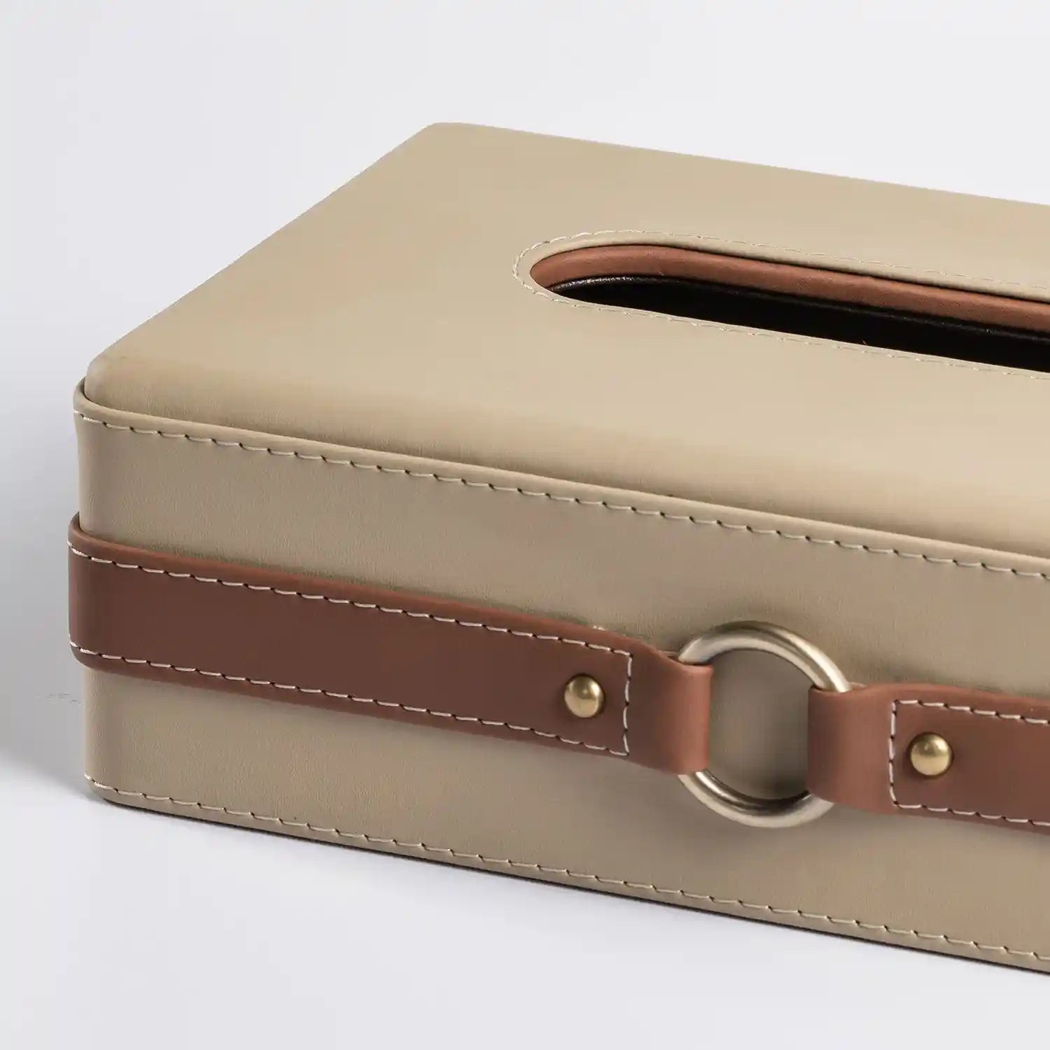 Beige/Tan