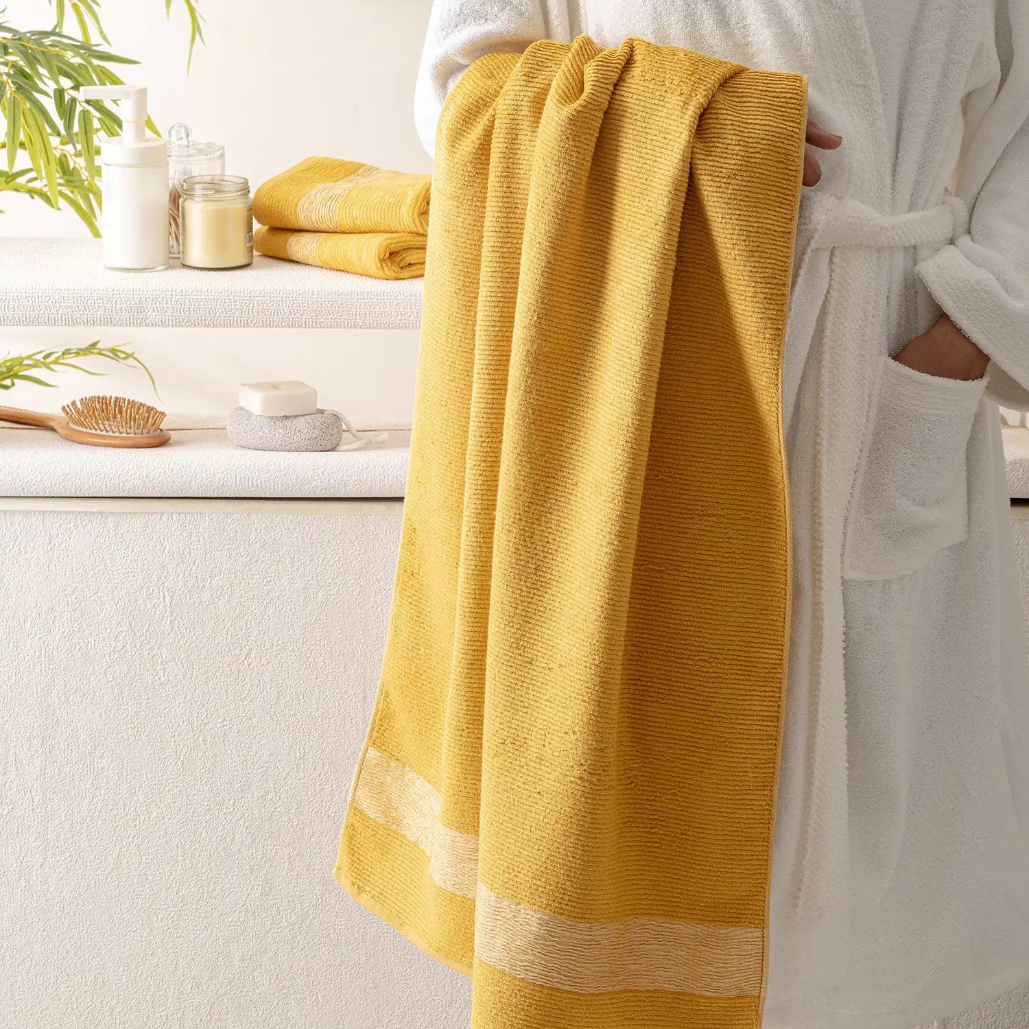 Yellow 01