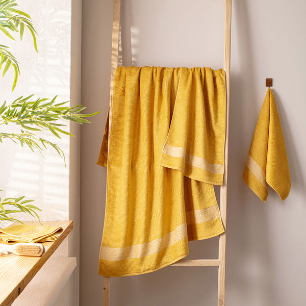 Yellow 01