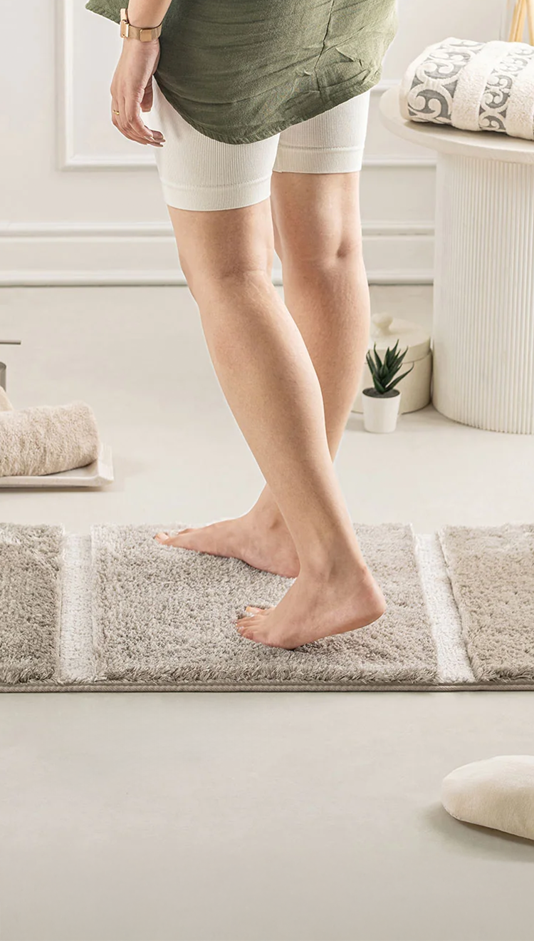 Lamb Thick And Fluffy High Pile Plush Bathmat